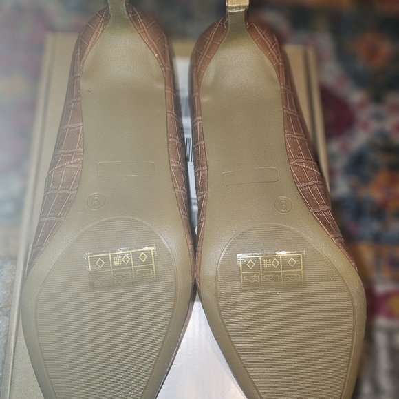 Journee Monalee Brown wide - Picture 4 of 4